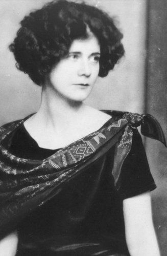 FamousPeopleFacts - Elinor Wylie