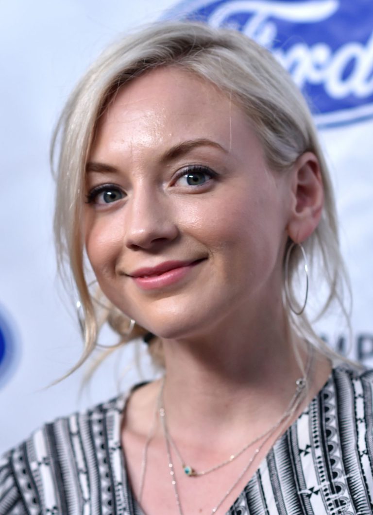 FamousPeopleFacts - Emily Kinney