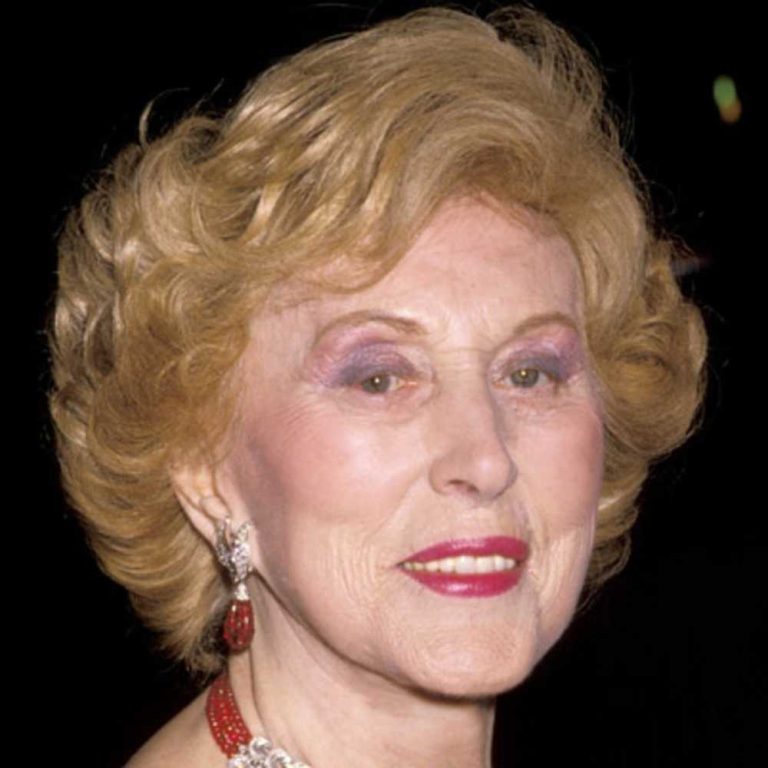 FamousPeopleFacts - Estee Lauder