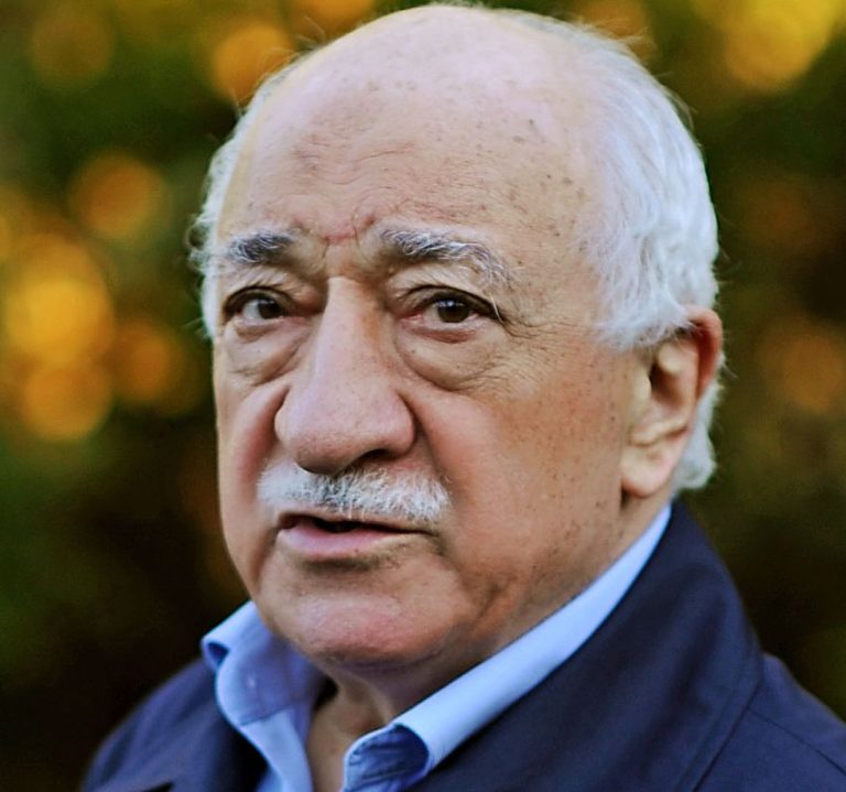 FamousPeopleFacts - Fethullah Gulen