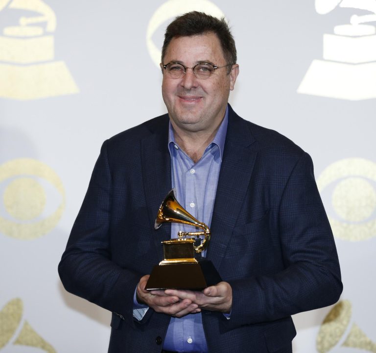 FamousPeopleFacts - Vince Gill