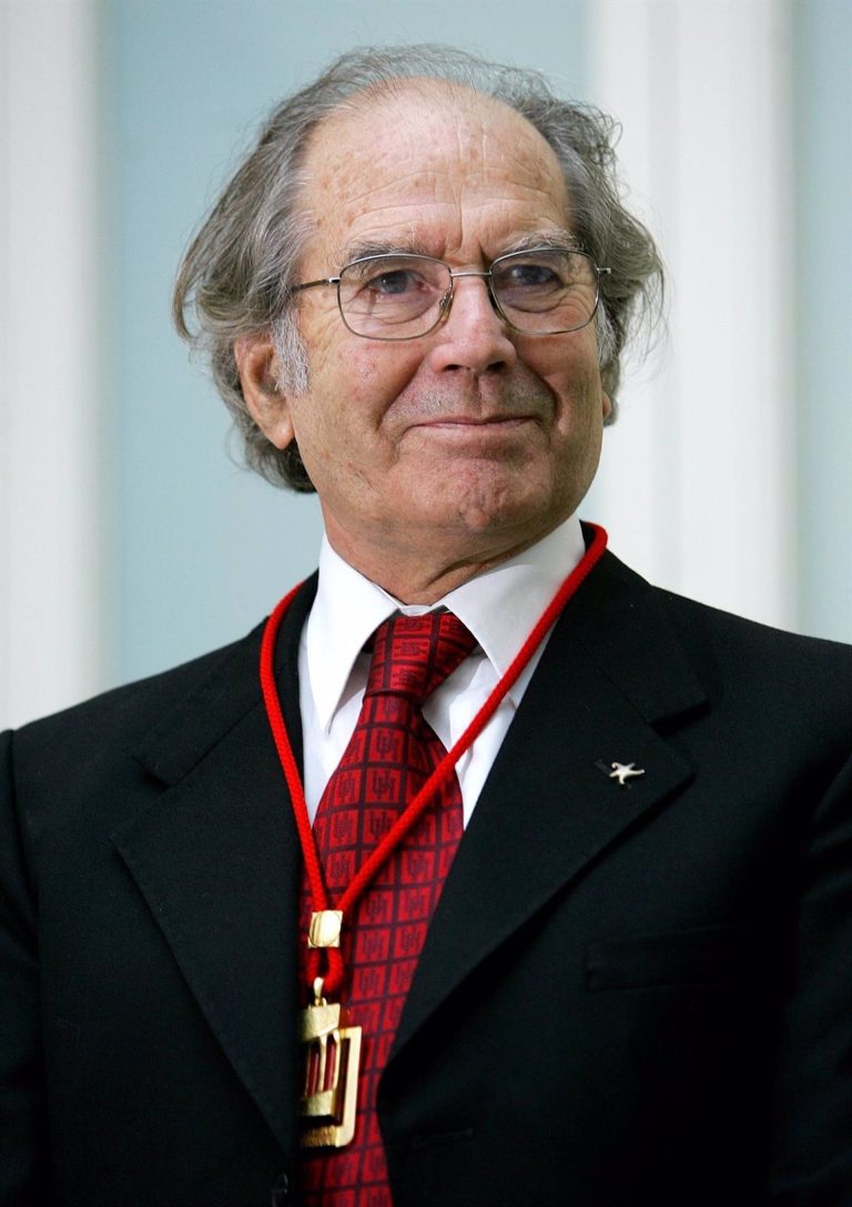 FamousPeopleFacts - Adolfo Perez Esquivel