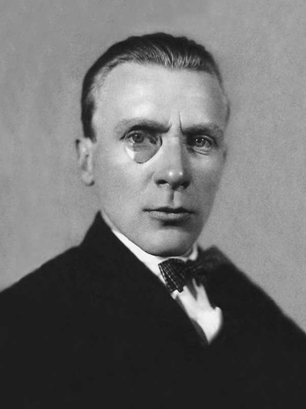 FamousPeopleFacts - Mikhail Bulgakov