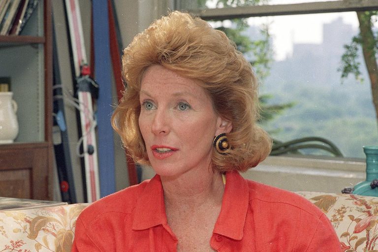 FamousPeopleFacts - Gail Sheehy