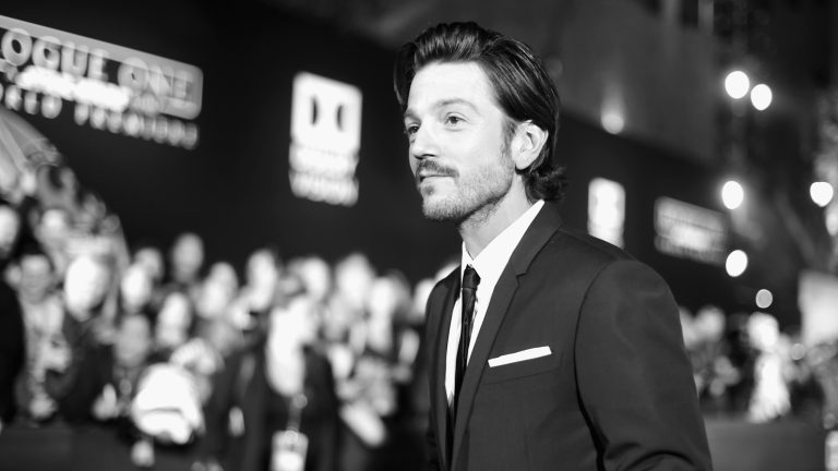 FamousPeopleFacts - Diego Luna