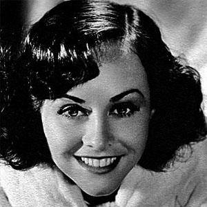 FamousPeopleFacts - Paulette Goddard