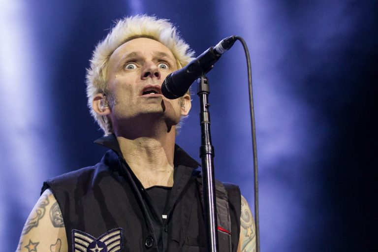 FamousPeopleFacts - Mike Dirnt