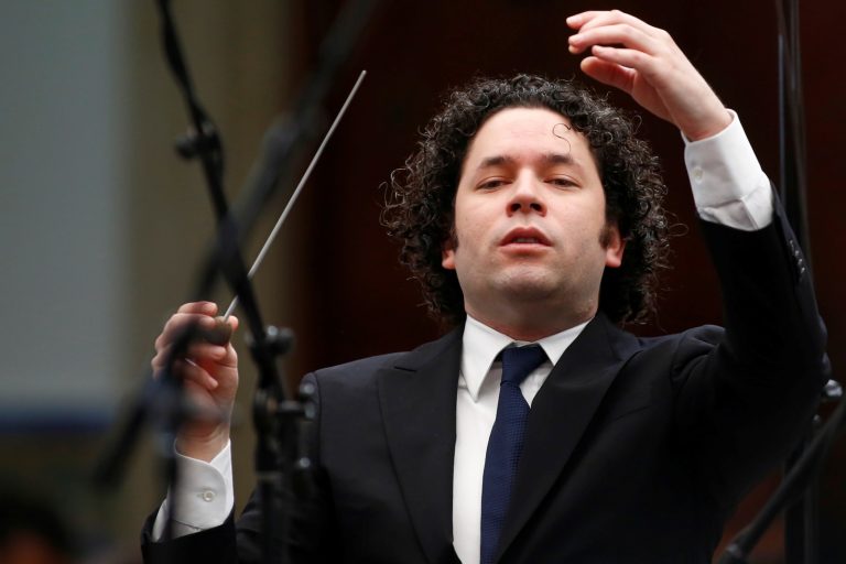 FamousPeopleFacts - Gustavo Dudamel