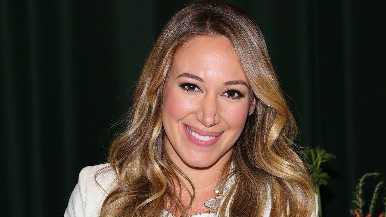 FamousPeopleFacts - Haylie Duff