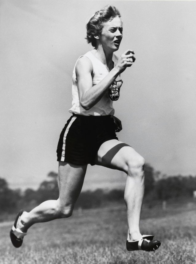 FamousPeopleFacts - Betty Cuthbert