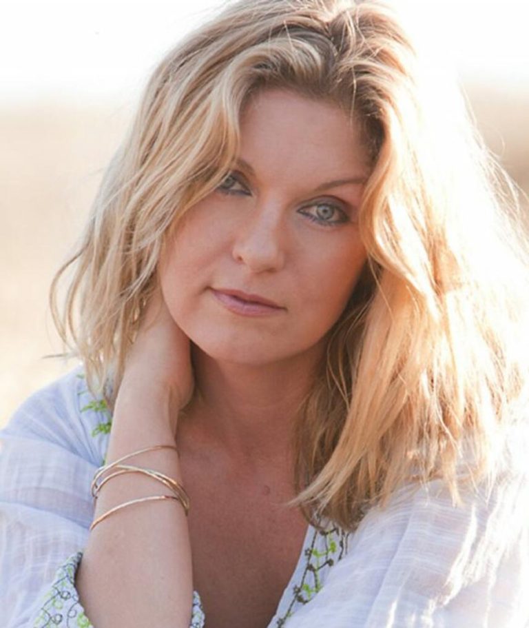 FamousPeopleFacts - Sheryl Lee