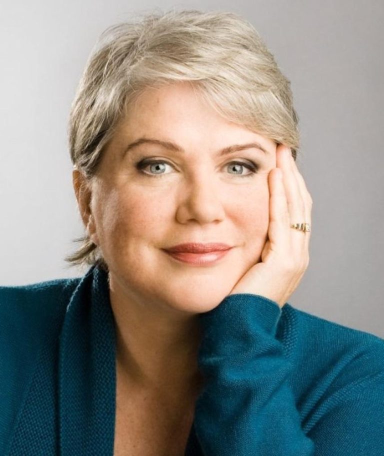 FamousPeopleFacts - Julia Sweeney