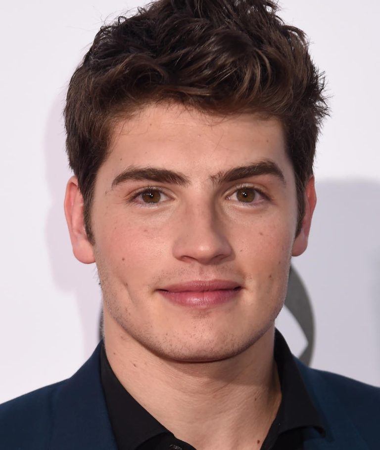 FamousPeopleFacts - Gregg Sulkin