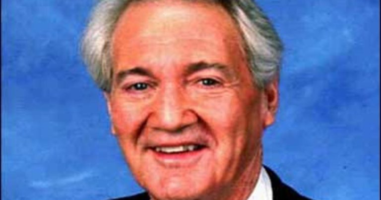 FamousPeopleFacts - Pat Summerall