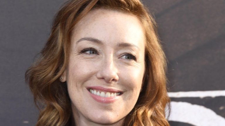 FamousPeopleFacts - Molly Parker