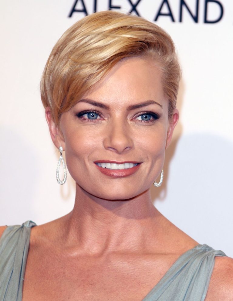 FamousPeopleFacts - Jaime Pressly