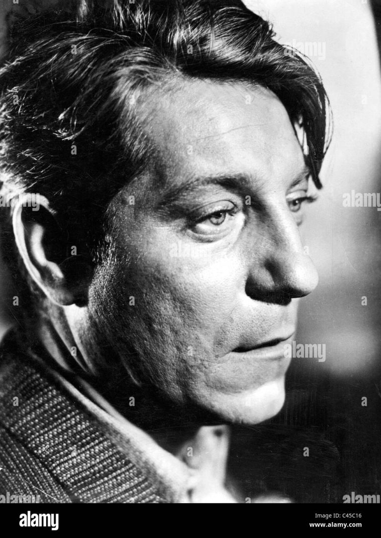 FamousPeopleFacts - Jean Gabin