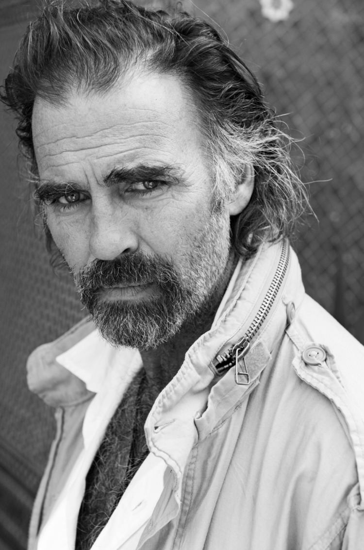 FamousPeopleFacts - Jeff Fahey