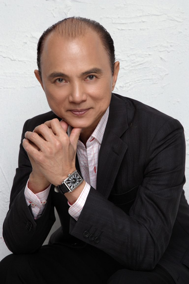 FamousPeopleFacts - Jimmy Choo