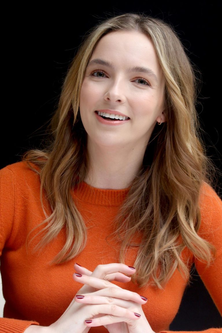 FamousPeopleFacts - Jodie Comer