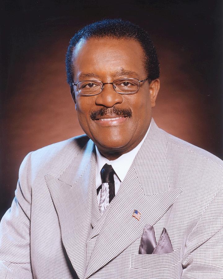 FamousPeopleFacts - Johnnie Cochran