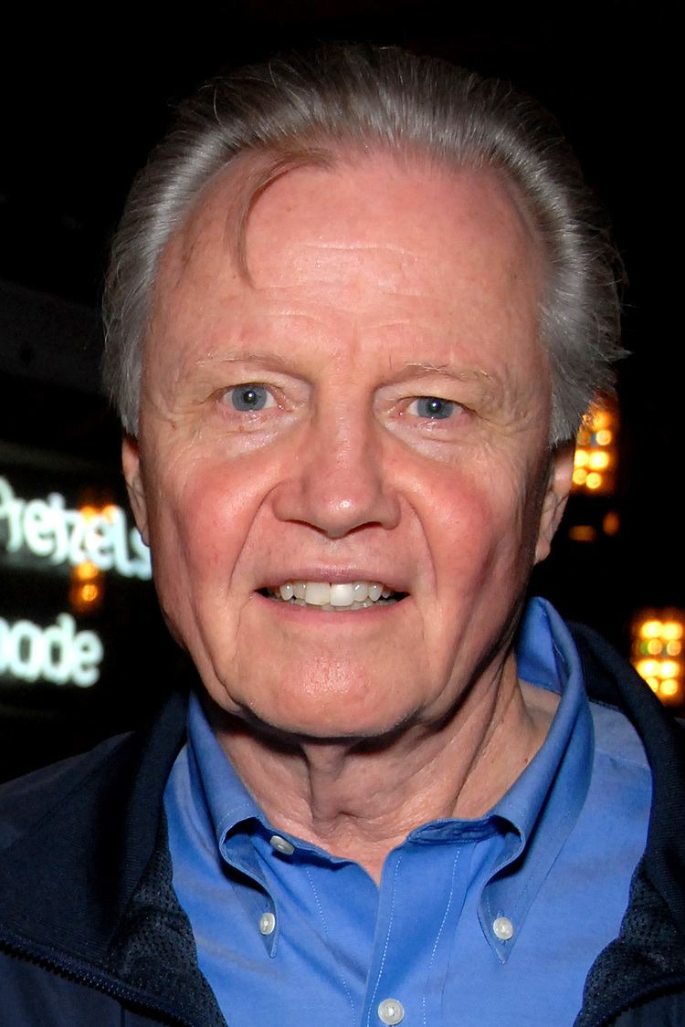 FamousPeopleFacts - Jon Voight