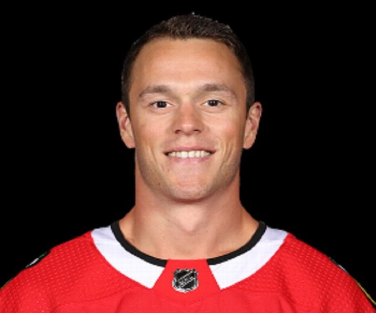 FamousPeopleFacts - Jonathan Toews