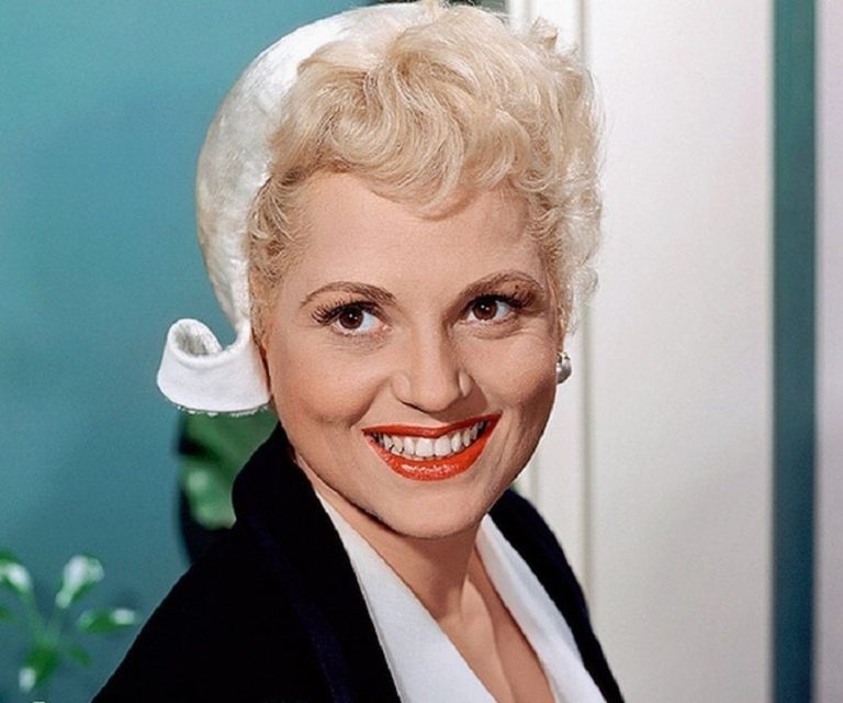 FamousPeopleFacts - Judy Holliday