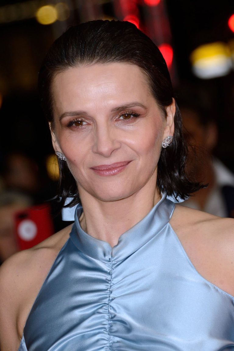 FamousPeopleFacts - Juliette Binoche