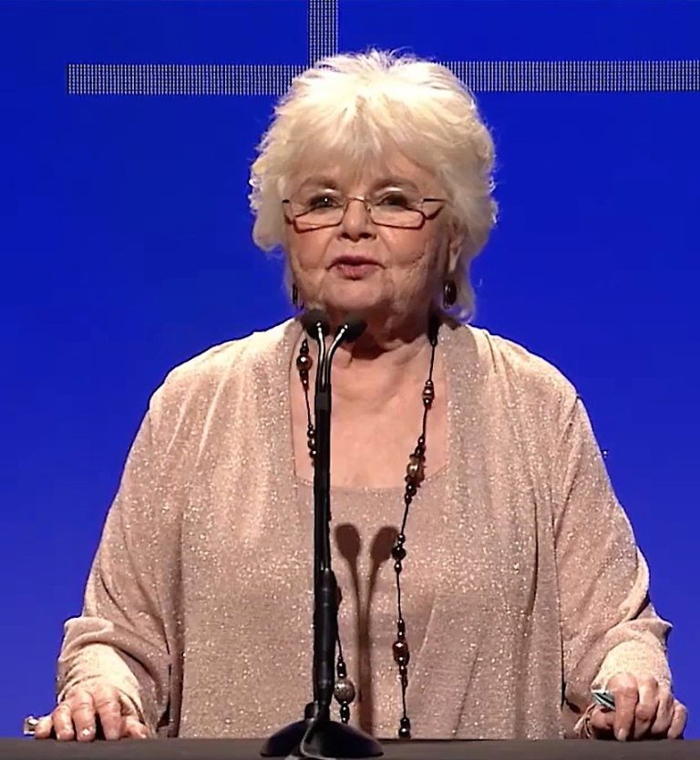 FamousPeopleFacts - June Squibb