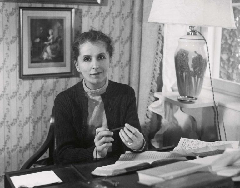 FamousPeopleFacts - Karen Blixen