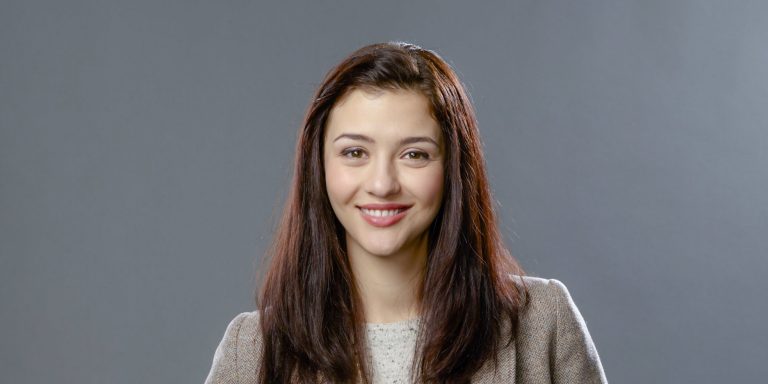 FamousPeopleFacts - Katie Findlay