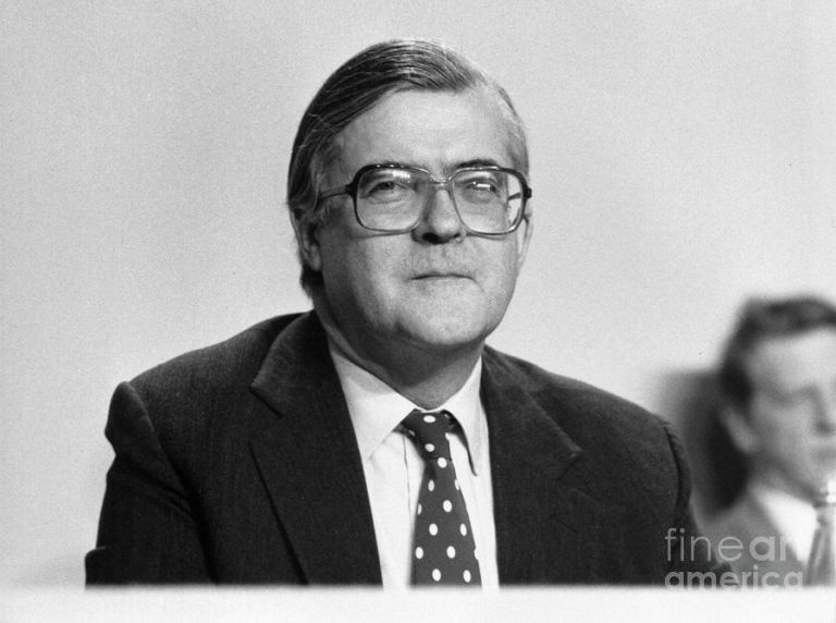 FamousPeopleFacts - Kenneth Baker