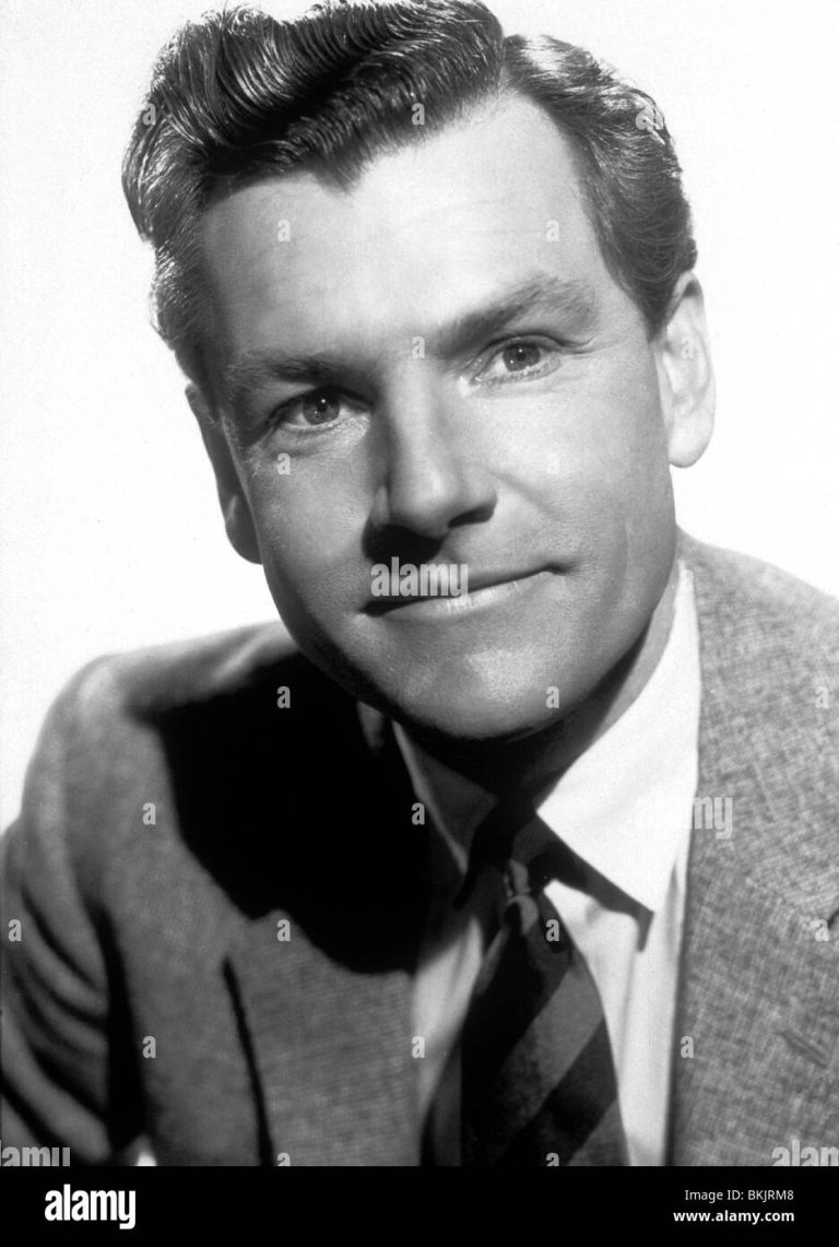 FamousPeopleFacts - Kenneth More