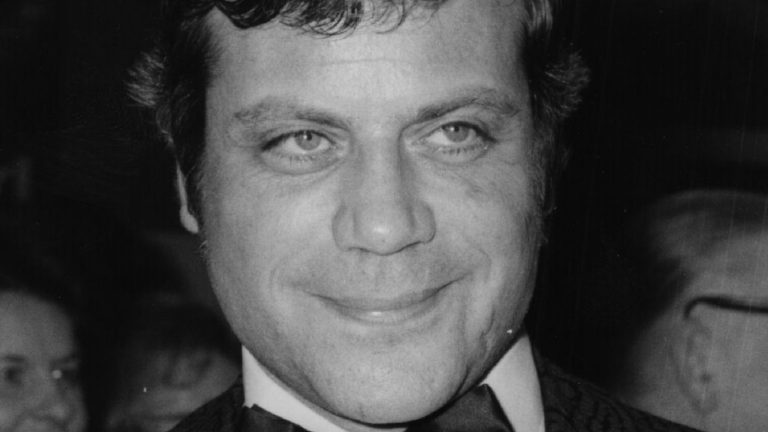 FamousPeopleFacts - Oliver Reed