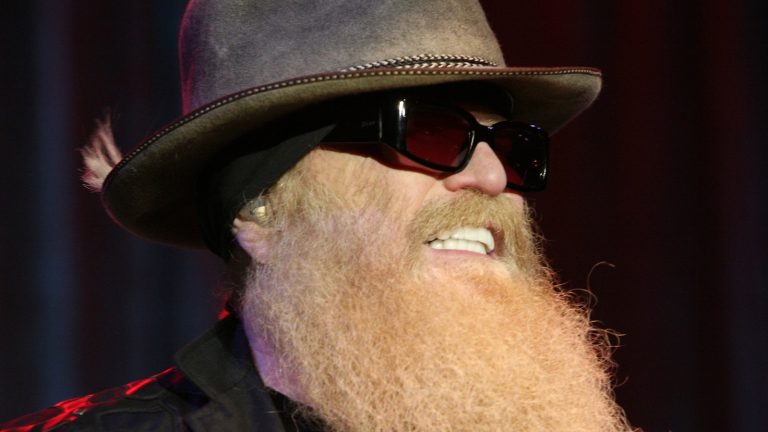 FamousPeopleFacts - Dusty Hill