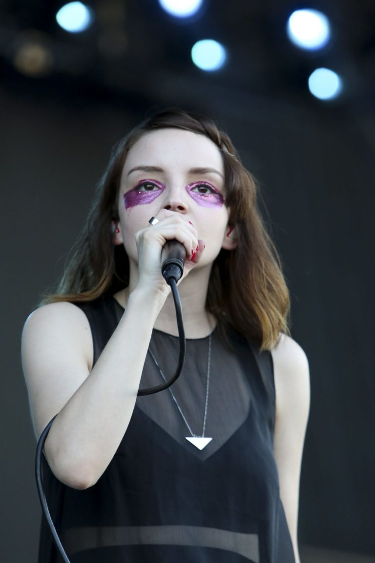 FamousPeopleFacts - Lauren Mayberry