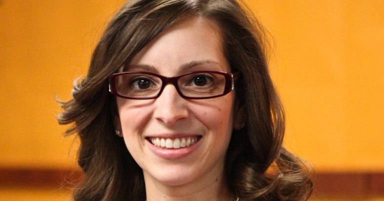 FamousPeopleFacts - Leah Busque