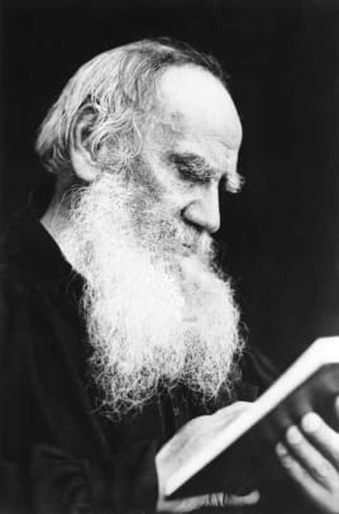 FamousPeopleFacts - Leo Tolstoy