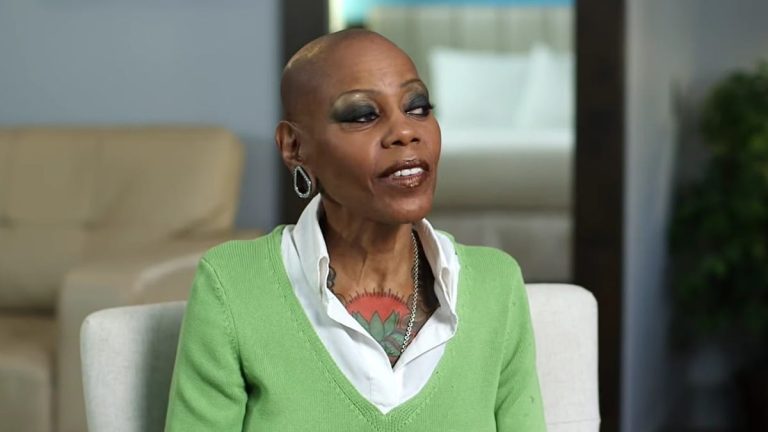 FamousPeopleFacts - Debra Wilson