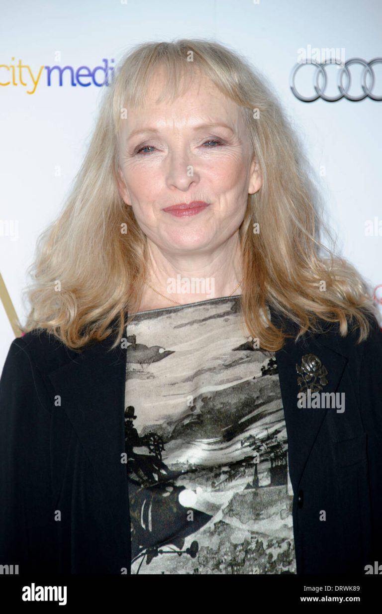 FamousPeopleFacts - Lindsay Duncan