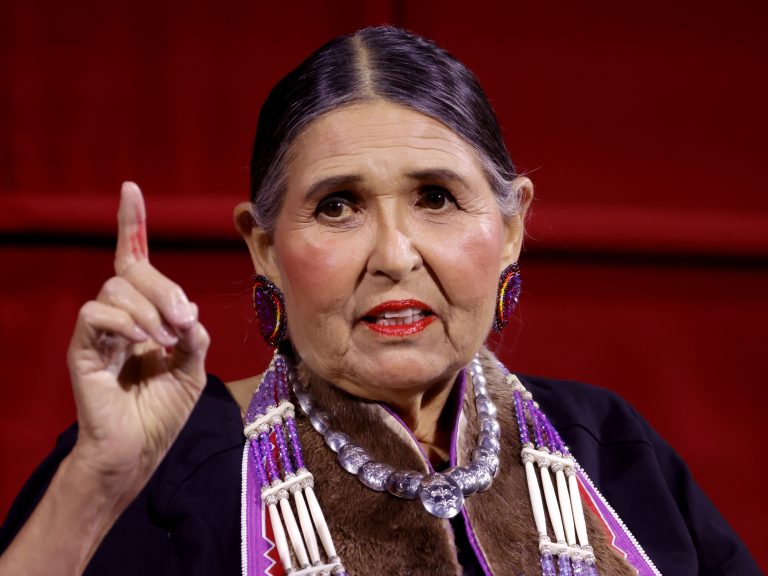 FamousPeopleFacts - Sacheen Littlefeather