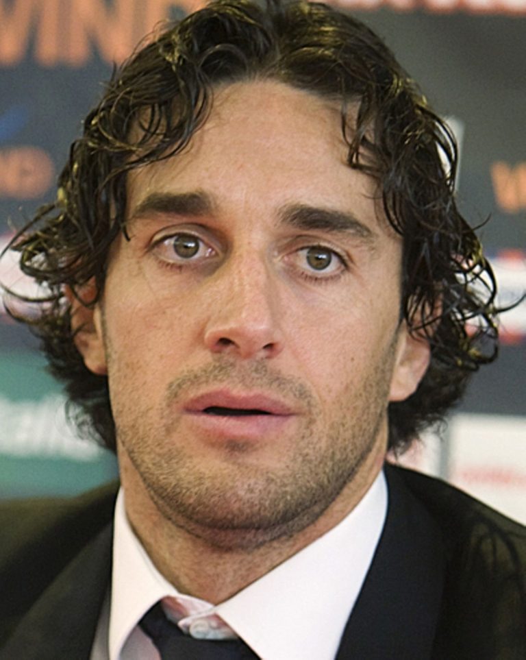 FamousPeopleFacts - Luca Toni