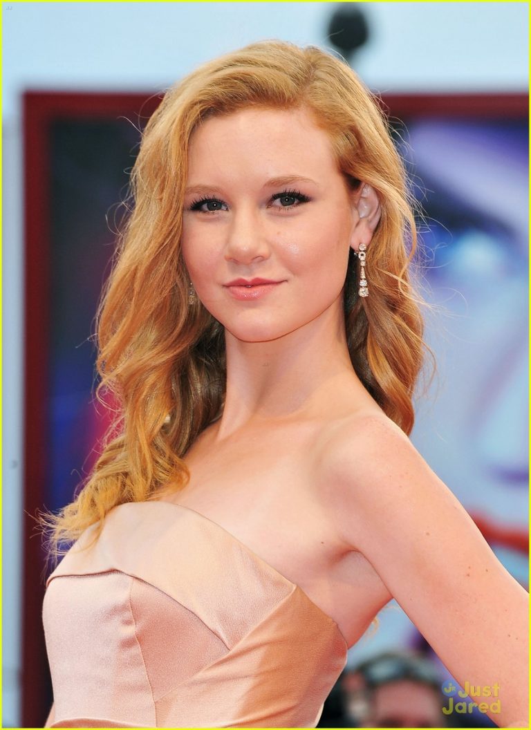 FamousPeopleFacts - Madisen Beaty