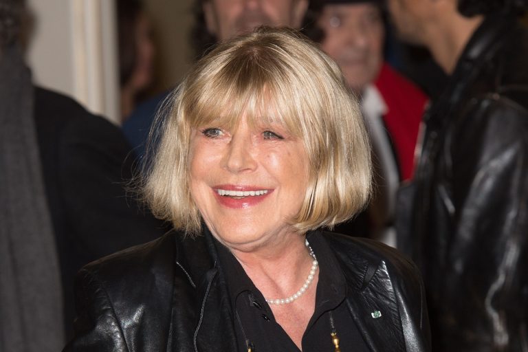 FamousPeopleFacts - Marianne Faithfull