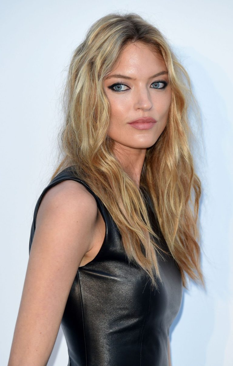 FamousPeopleFacts - Martha Hunt