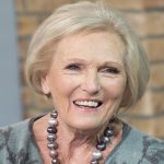 FamousPeopleFacts - Mary Berry