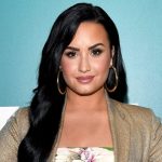 FamousPeopleFacts - Demi Lovato