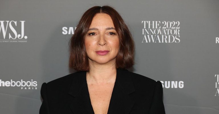 FamousPeopleFacts - Maya Rudolph