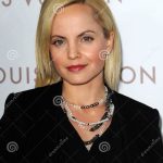 FamousPeopleFacts - Mena Suvari